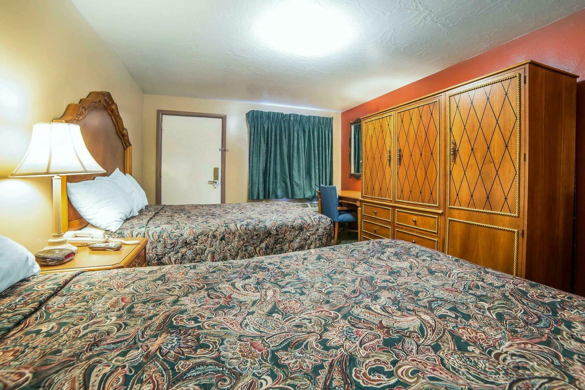 Riverton Inn & Suites Рівертон Екстер'єр фото